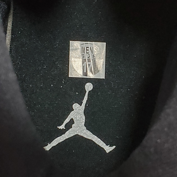 Jordan Size 17 Max Aura  AQ9084-107 Nike - Picture 3 of 10